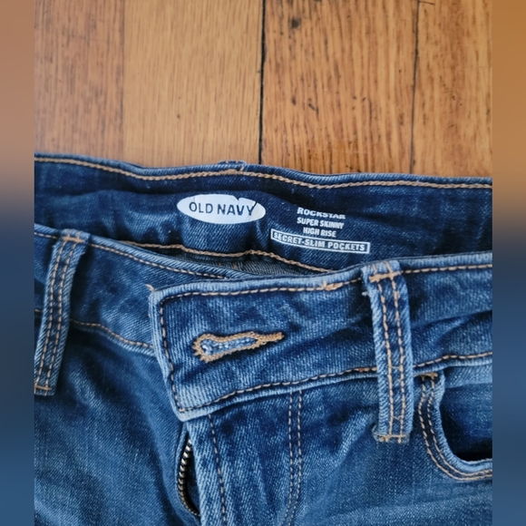 Distressed Dark Blue Jean High Waisted Size 0 Petite Old Navy - Picture 2 of 3